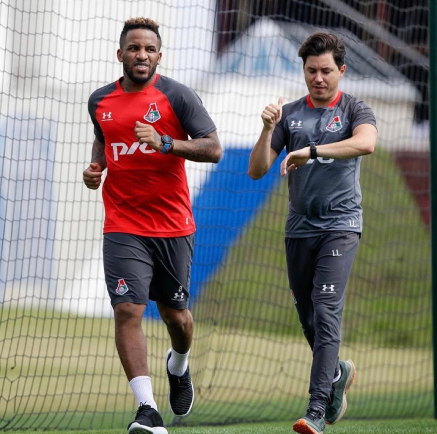 Iván López Martínez con Jefferson Farfán en el Lokomotiv de Moscú